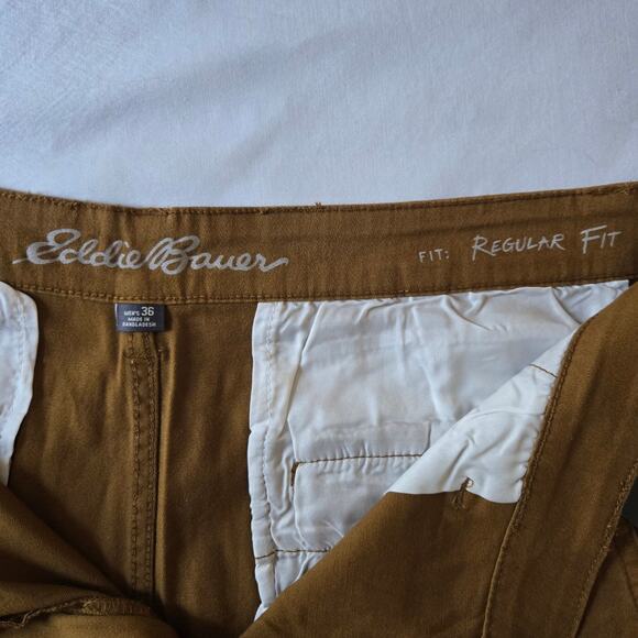 NWT Eddie Bauer Hiking Cargo Shorts - Men's 36 - Burlwood Brown 9.5" Inseam - Picture 6 of 6